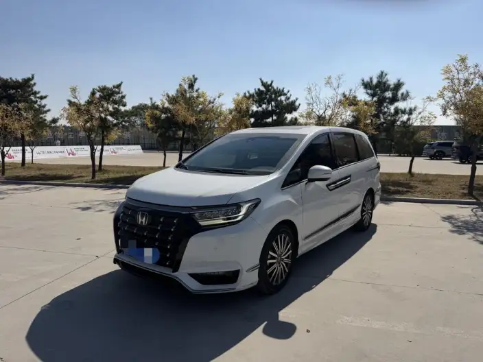 Honda Elysion 2022 Model 2.0L Hybrid Supreme Edition – фото 1