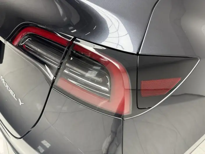 Model Y 2024 Model Rear-wheel drive version – фото 7