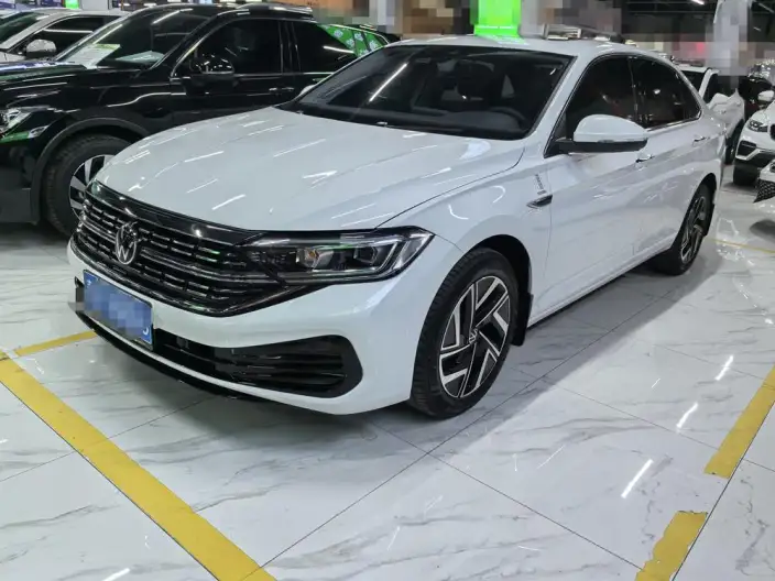 Volkswagen Sagitar 2024 Model 300TSI DSG Beyond Edition – фото 1
