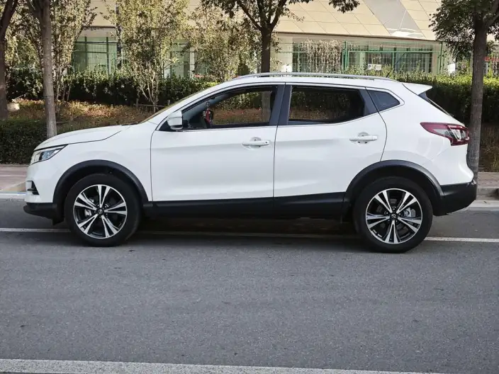 Nissan Qashqai 2023 Model Classic 2.0L Leading version – фото 4