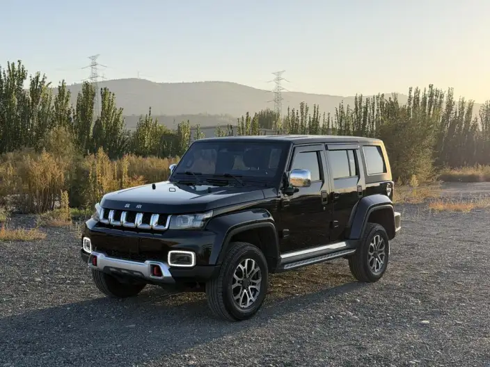 BAIC BJ40 2020 Model 2.0T Automatic 4WD City Hunter Edition Warrior Model – фото 1