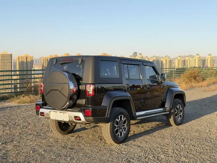 BAIC BJ40 2020 Model 2.0T Automatic 4WD City Hunter Edition Warrior Model – фото 6