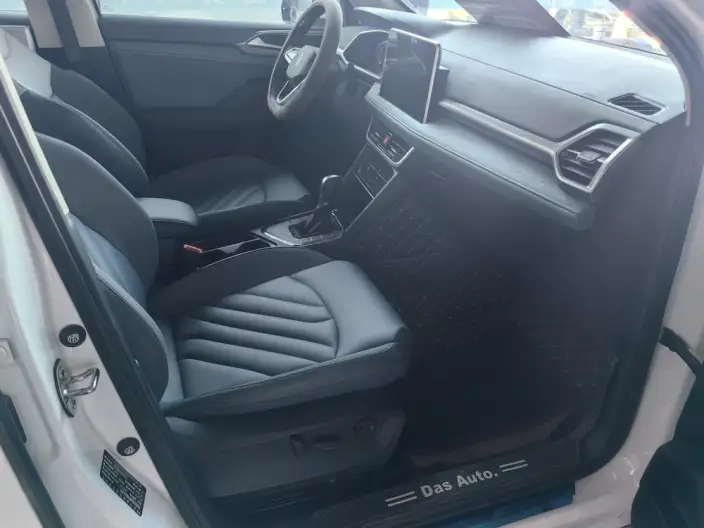 Volkswagen Tharu 2023 Model 300TSI 2WD Full Moon Edition – фото 5