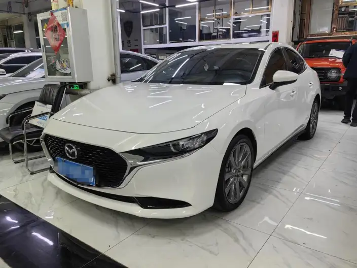Mazda3 Axela 2022 Model 2.0L Automatic Zhi Ya Edition – фото 1