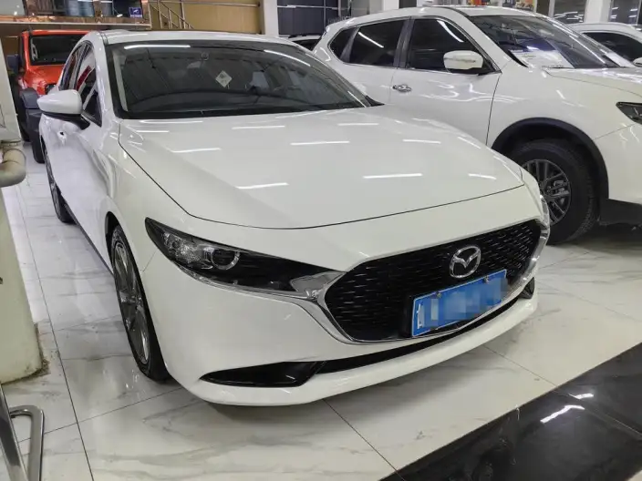 Mazda3 Axela 2022 Model 2.0L Automatic Zhi Ya Edition – фото 3