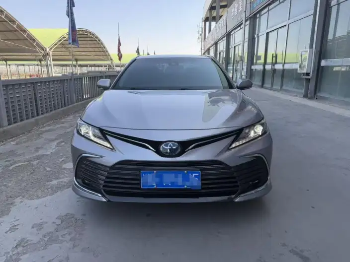 Toyota Camry 2022 Model Hybrid 2.5HG Deluxe Edition – фото 2