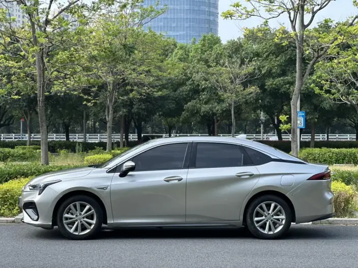 AION S 2023 Model Mei 580 – фото 3