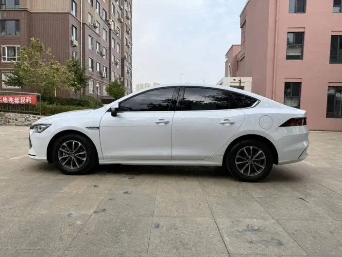 BYD Qin PLUS DM 2024 Model Honor Edition DM-i 55KM Leading Model – фото 4