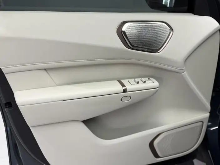 Lynk & Co 900 2025 Model 2.0T Ultra VI seat – фото 9
