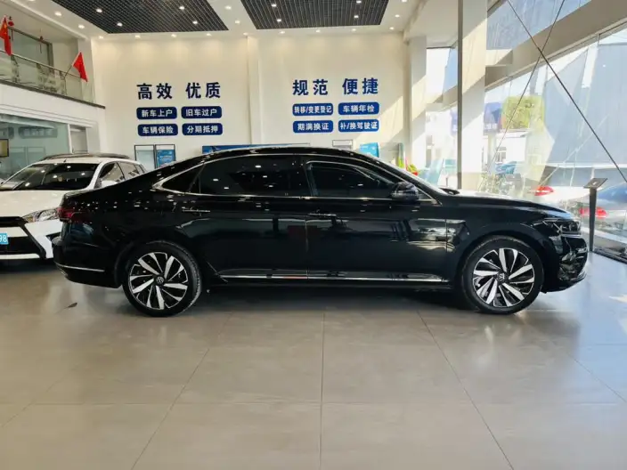 Volkswagen Passat 2024 Model 380TSI Deluxe Edition – фото 5