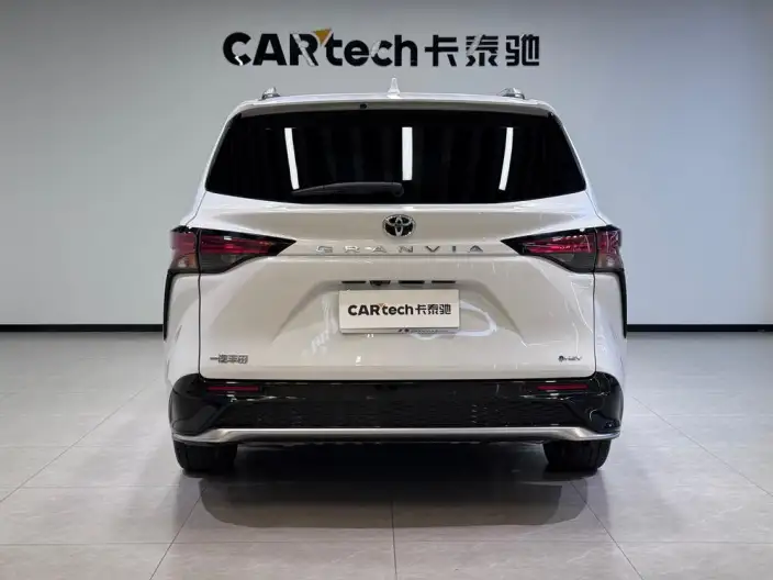 Granvia 2024 Model Intelligent Hybrid 2.5L 2WD Noble PLUS Edition – фото 6