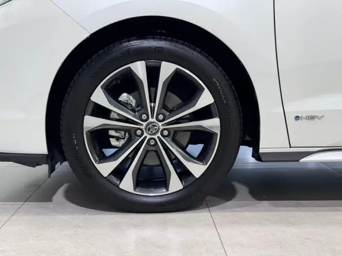 Granvia 2024 Model Intelligent Hybrid 2.5L 2WD Noble PLUS Edition – фото 10