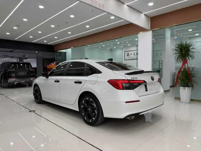 Honda Civic 2023 Model 240TURBO CVT Momentum Edition – фото 4
