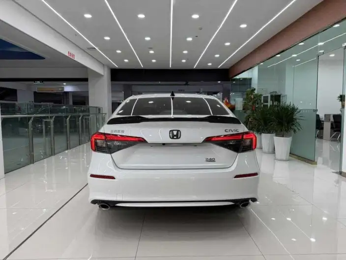Honda Civic 2023 Model 240TURBO CVT Momentum Edition – фото 5