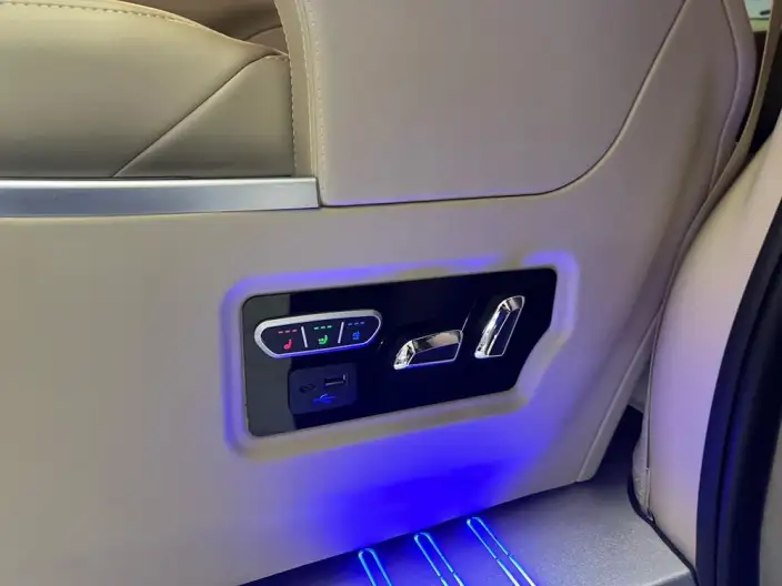 Buick GL8 2023 Model Business class 2.0T Luxury Model – фото 10