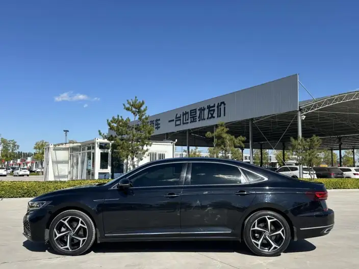 Volkswagen Passat 2023 Model 330TSI Starry sky Deluxe Edition – фото 4