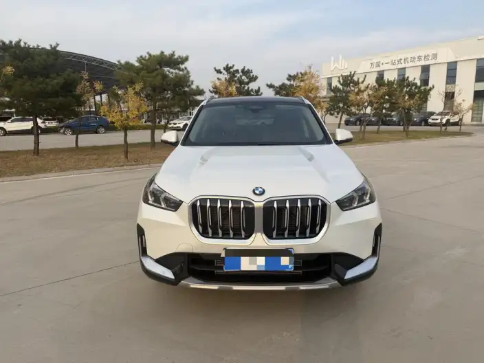 BMW X1 2025 Model sDrive25Li X Design Set – фото 2