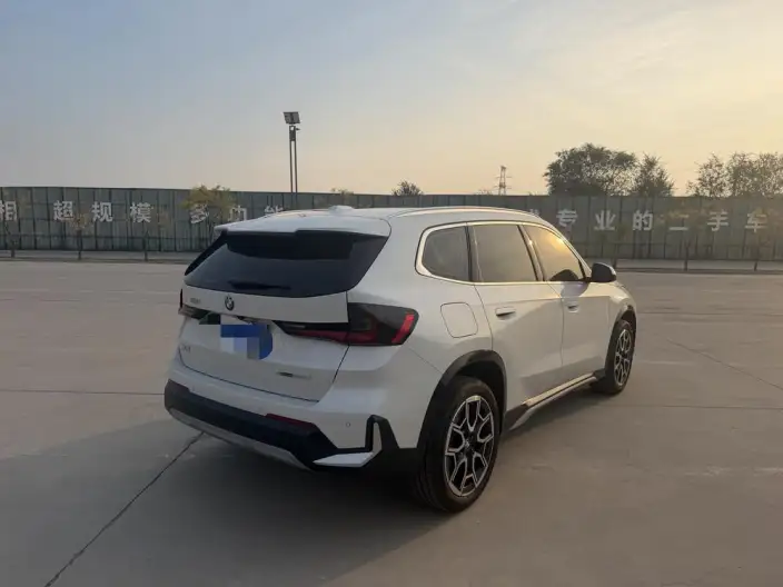 BMW X1 2025 Model sDrive25Li X Design Set – фото 6
