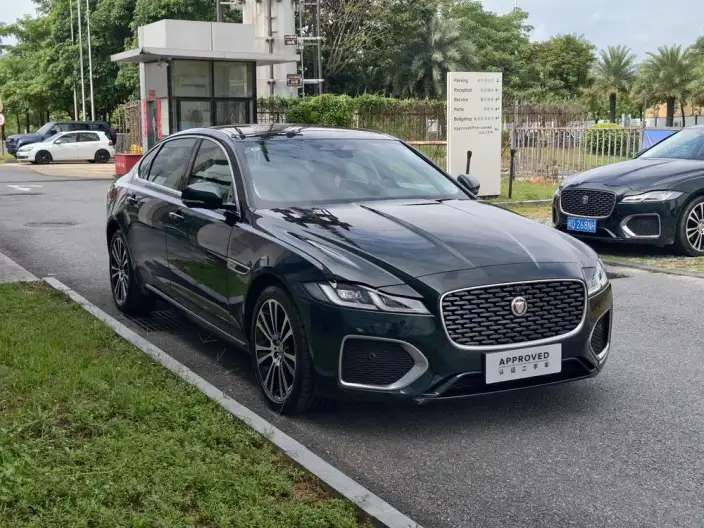 Jaguar XFL 2025 Model 2.0T P250 2WD Exclusive Deluxe Edition – фото 3