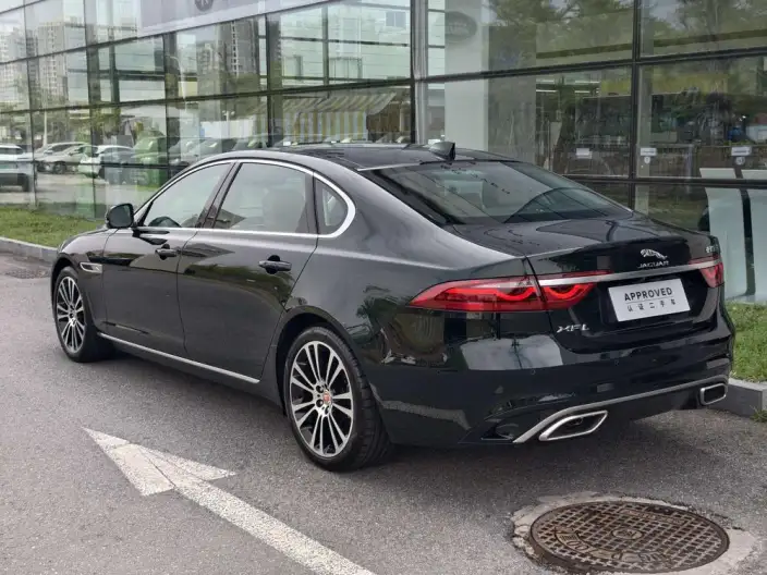 Jaguar XFL 2025 Model 2.0T P250 2WD Exclusive Deluxe Edition – фото 5