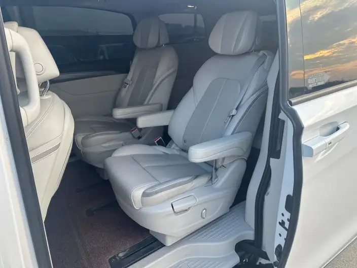 Buick GL8 2023 Model ES Luzun 2.0T Exclusive Model – фото 9
