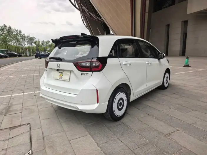 Honda Fit 2023 Model 1.5L CVT Tide Enjoy Edition – фото 6