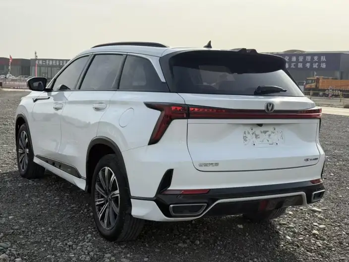 Changan CS75 PLUS 2023 Model Third generation 1.5T Automatic Luxury Model – фото 4
