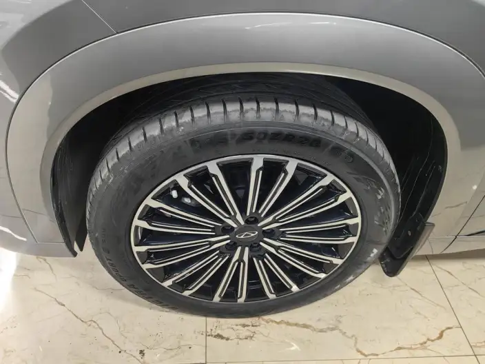 Chery Tiggo 9 2025 Model 2.0T DCT 2WD Luxury Xiang Edition – фото 4