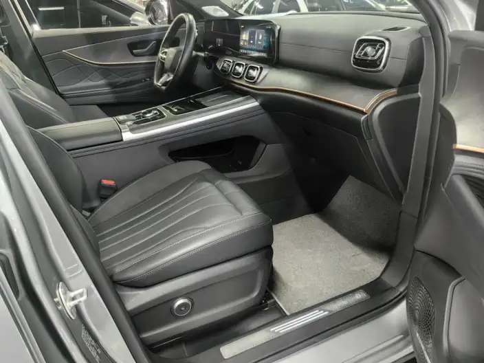 Chery Tiggo 9 2025 Model 2.0T DCT 2WD Luxury Xiang Edition – фото 6