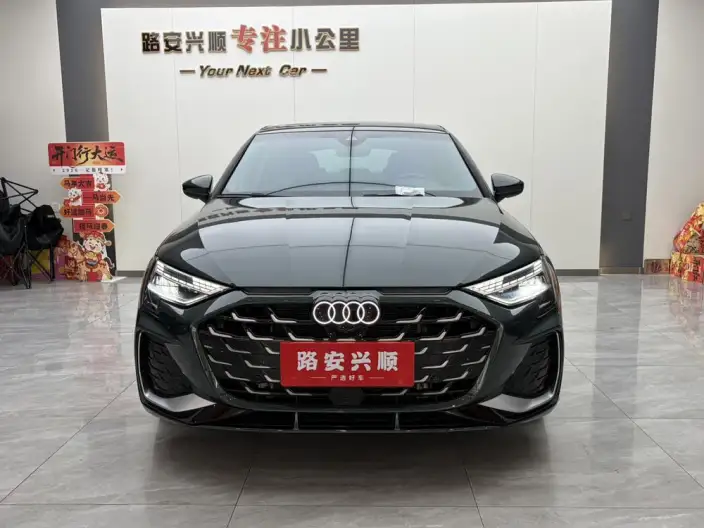 Audi A3 2025 Model Sportback 35 TFSI Continental Flying Spur Exclusive Model – фото 2