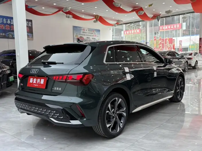 Audi A3 2025 Model Sportback 35 TFSI Continental Flying Spur Exclusive Model – фото 6