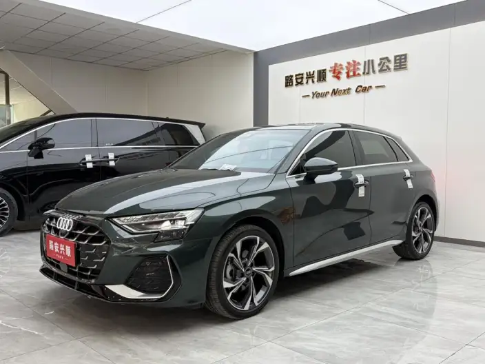 Audi A3 2025 Model Sportback 35 TFSI Continental Flying Spur Exclusive Model – фото 9