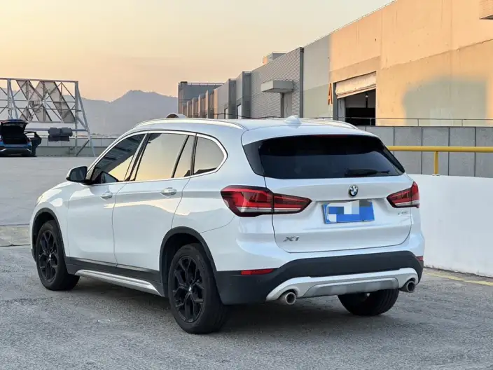 BMW X1 2021 Model sDrive20Li Exclusive Model – фото 4