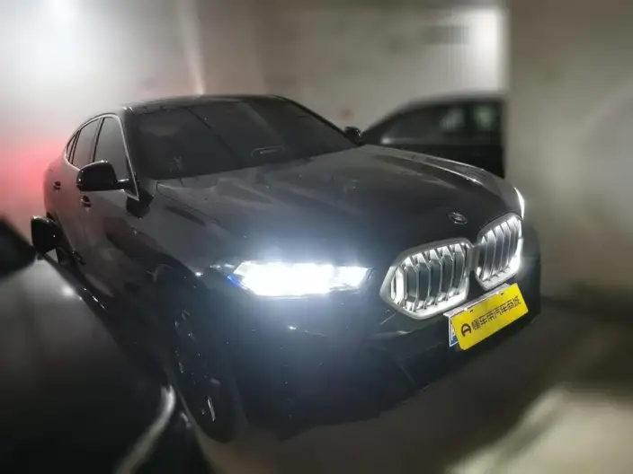 BMW X6 2023 Model Facelift xDrive40i Exclusive Model M Sports Set – фото 3