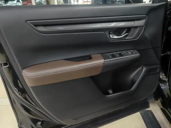 Honda CR-V 2023 Model 240TURBO CVT 2WD Smart Edition 5 seat Edition – фото 5
