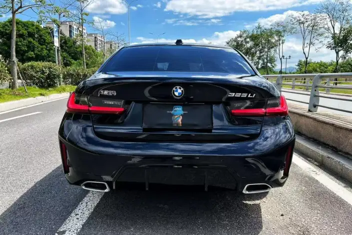 BMW 3 Series 2025 Model 325Li M Sports Set – фото 5