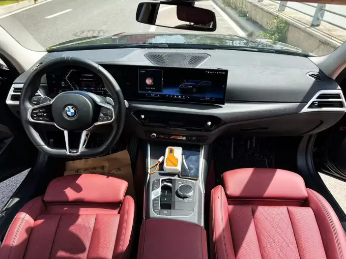 BMW 3 Series 2025 Model 325Li M Sports Set – фото 8