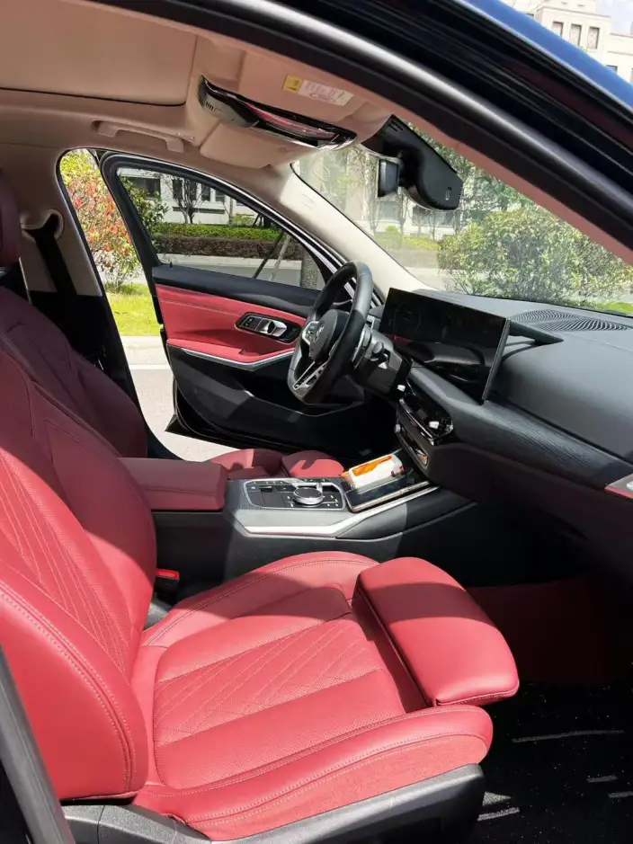 BMW 3 Series 2025 Model 325Li M Sports Set – фото 9