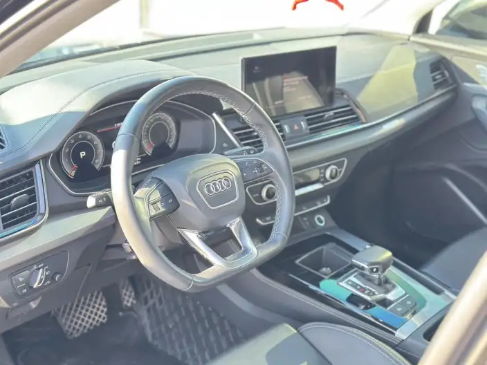 Audi Q5L 2022 Model 40T Fashion Dynamic Model – фото 8
