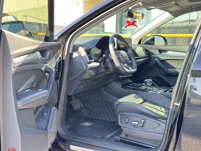 Audi Q5L 2022 Model 40T Fashion Dynamic Model – фото 9