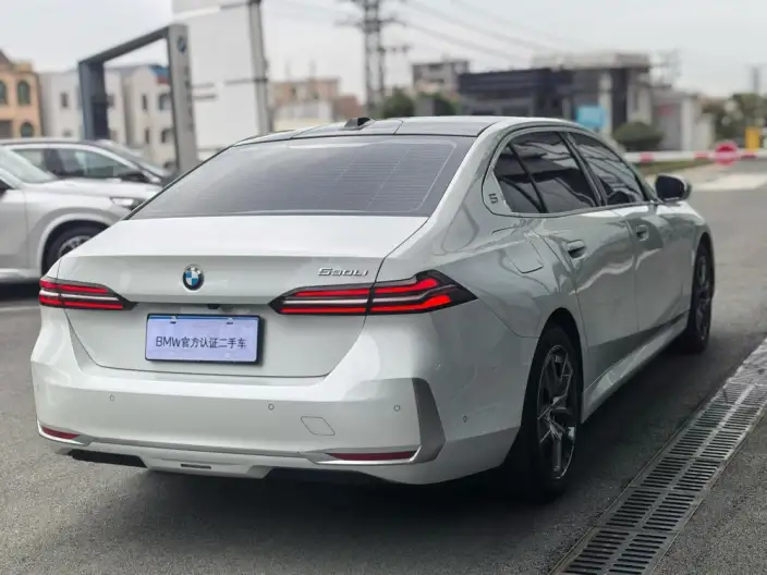BMW 5 Series 2025 Model 530Li Leading Model Luxury Set – фото 6