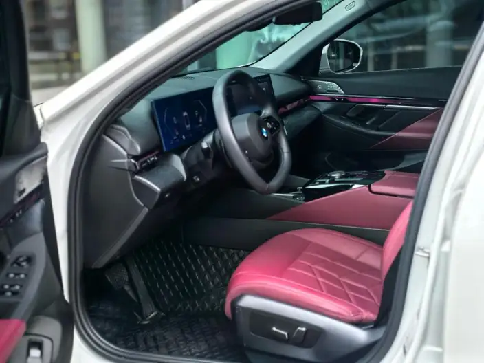BMW 5 Series 2025 Model 530Li Leading Model Luxury Set – фото 8