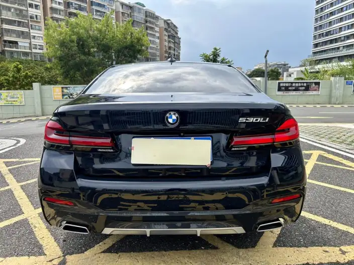 BMW 5 Series 2022 Model Facelift II 530Li Exclusive Model M Sports Set – фото 5