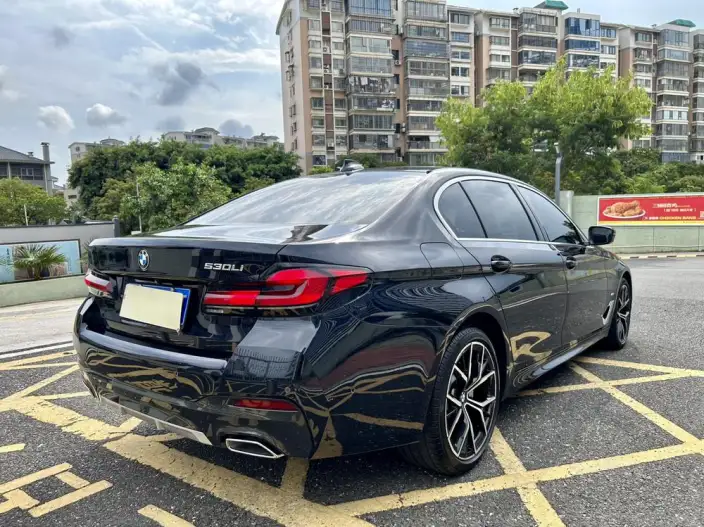 BMW 5 Series 2022 Model Facelift II 530Li Exclusive Model M Sports Set – фото 6