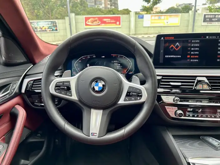 BMW 5 Series 2022 Model Facelift II 530Li Exclusive Model M Sports Set – фото 8