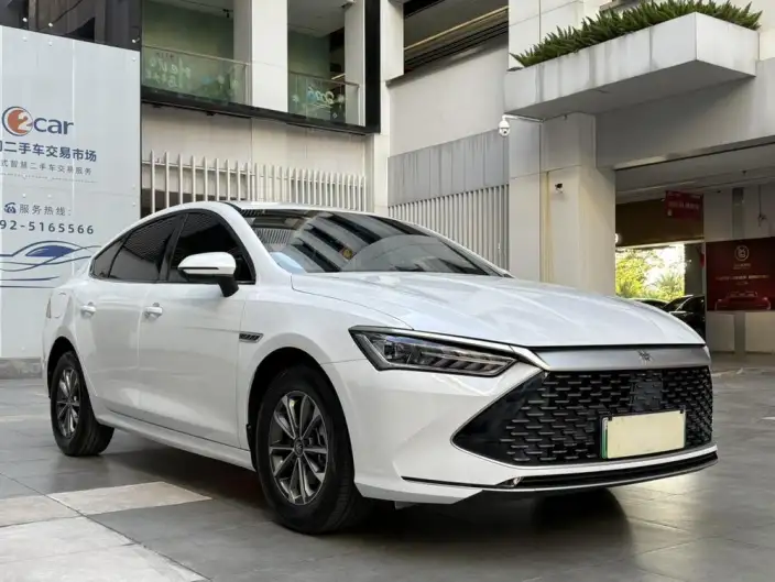 BYD Qin PLUS DM 2024 Model Honor Edition DM-i 55KM Leading Model – фото 3