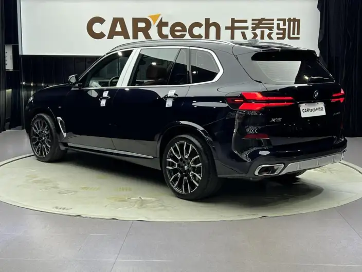 BMW X5 2023 Model xDrive40Li M Sports Set – фото 5