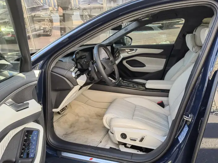 Audi A6L 2026 Model 2.0T quattro Exclusive Model – фото 7