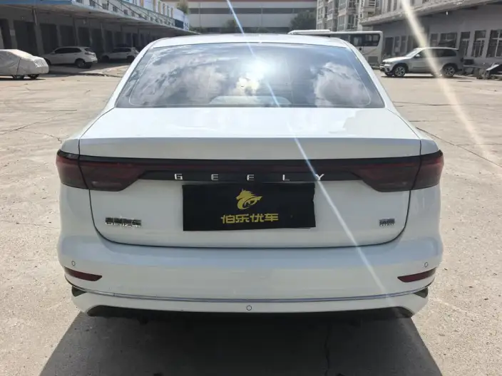 Geely Emgrand 2023 Model No. 4 Gen Champion Edition 1.5L CVT Noble Model – фото 6