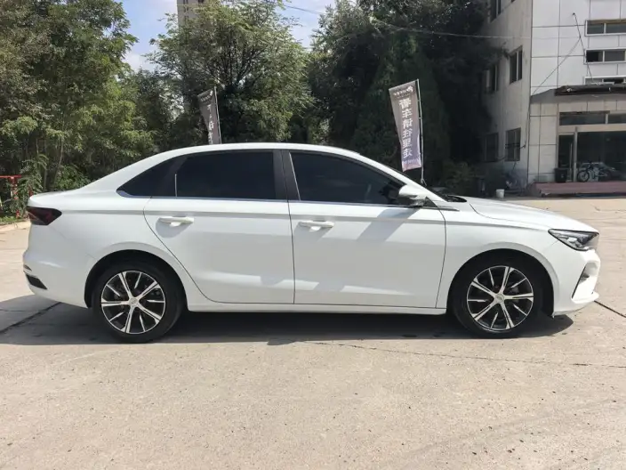 Geely Emgrand 2023 Model No. 4 Gen Champion Edition 1.5L CVT Noble Model – фото 8